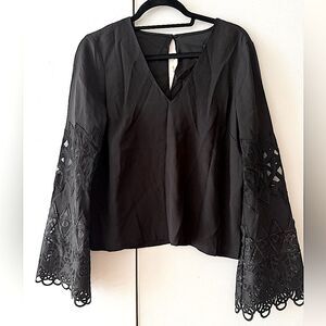 RAMY BROOK Black Long Bell Sleeve Embroidered Black Top Size Large